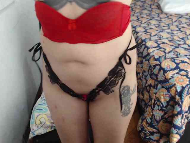 samanthasquirt1212 webcam