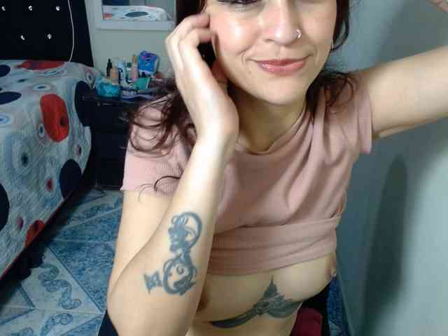 samanthasquirt1212 webcam