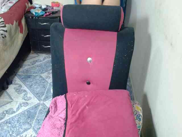 samanthasquirt1212 webcam