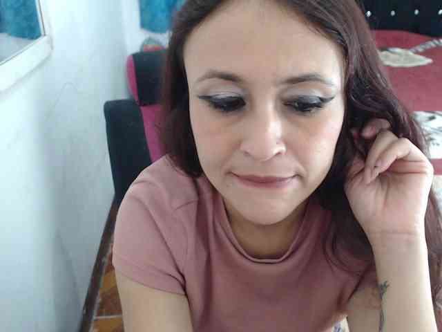 samanthasquirt1212 webcam
