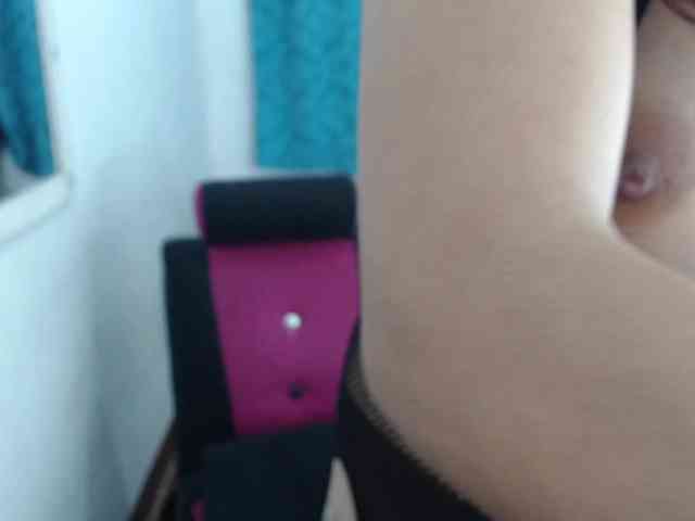 samanthasquirt1212 webcam