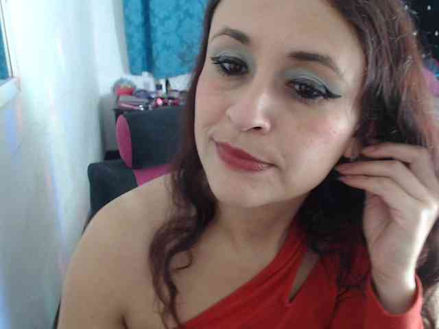 samanthasquirt1212 webcam
