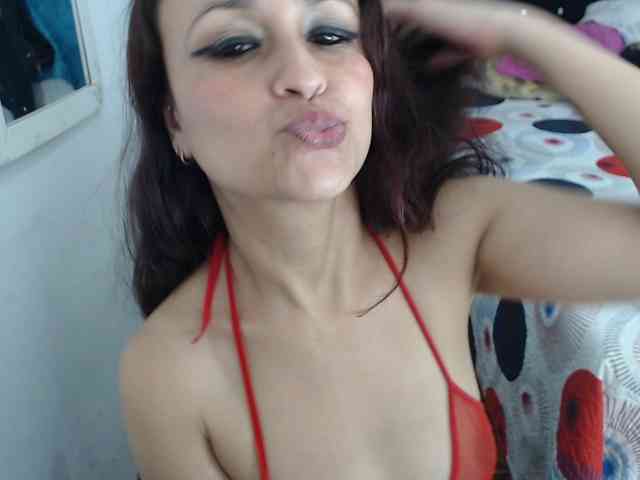 samanthasquirt1212 webcam