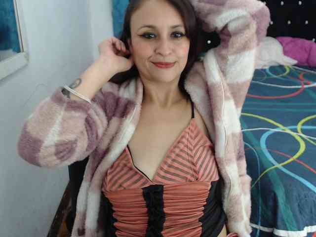 samanthasquirt1212 webcam