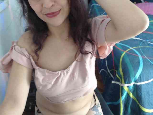 samanthasquirt1212 webcam