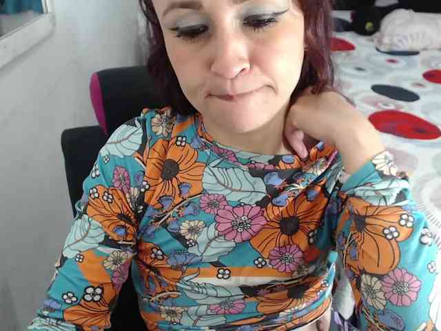 samanthasquirt1212 webcam