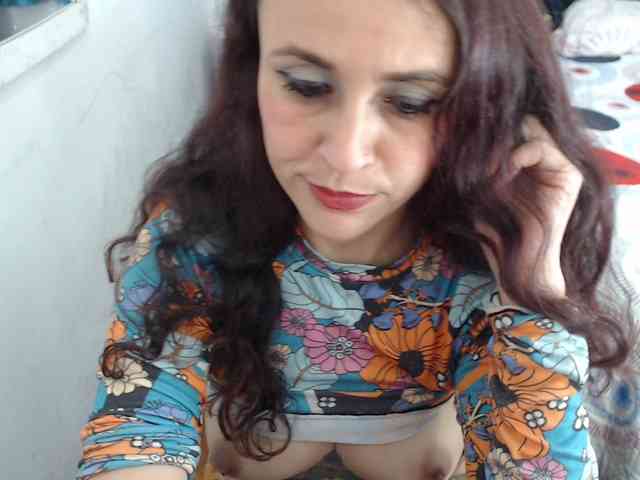 samanthasquirt1212 webcam