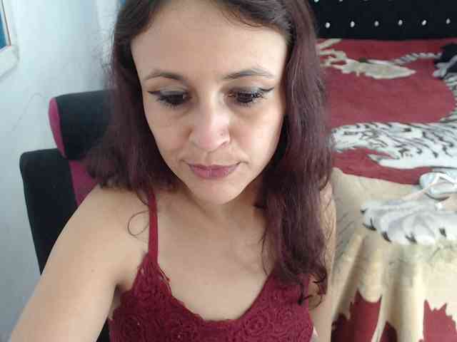 samanthasquirt1212 webcam