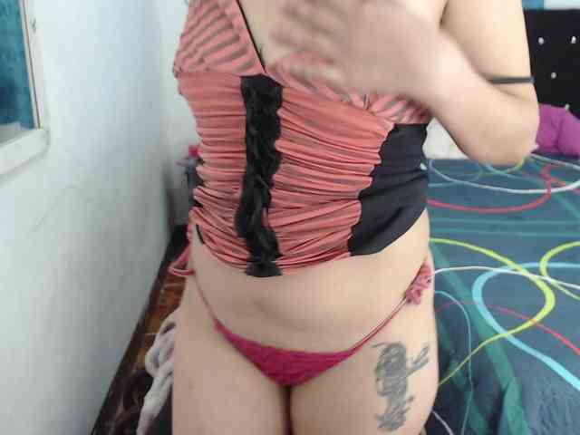 samanthasquirt1212 webcam