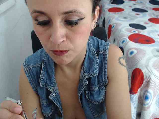 samanthasquirt1212