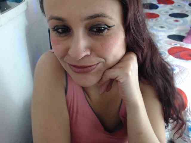 samanthasquirt1212 webcam
