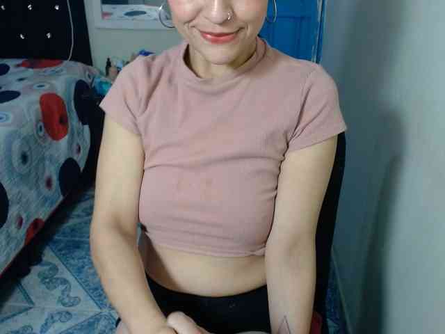 samanthasquirt1212 webcam