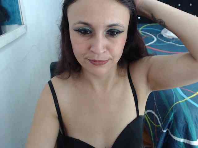samanthasquirt1212 webcam
