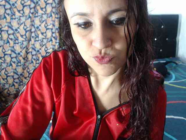 samanthasquirt1212 webcam