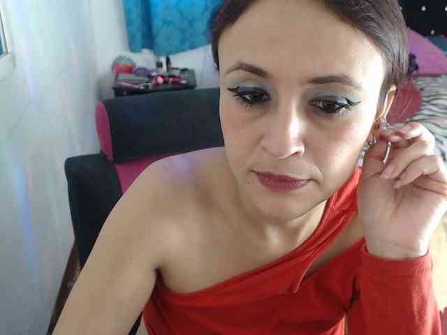 samanthasquirt1212 webcam
