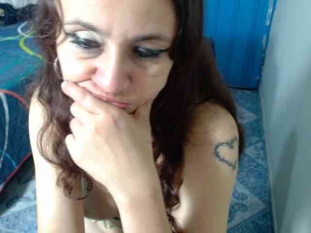 samanthasquirt1212 webcam