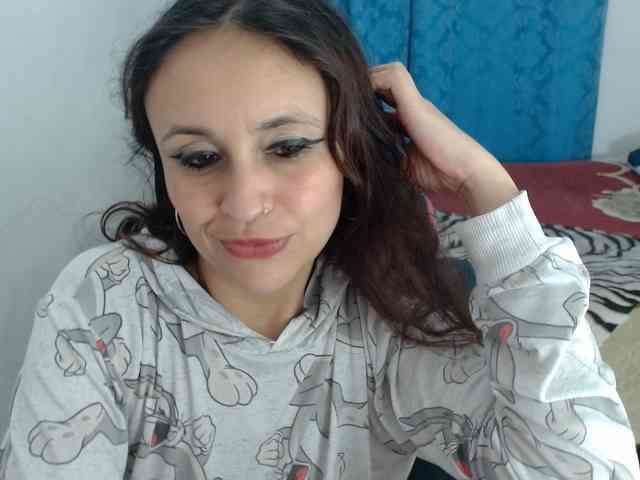 samanthasquirt1212 webcam
