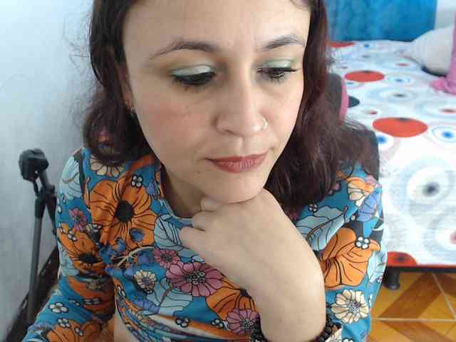 samanthasquirt1212 webcam