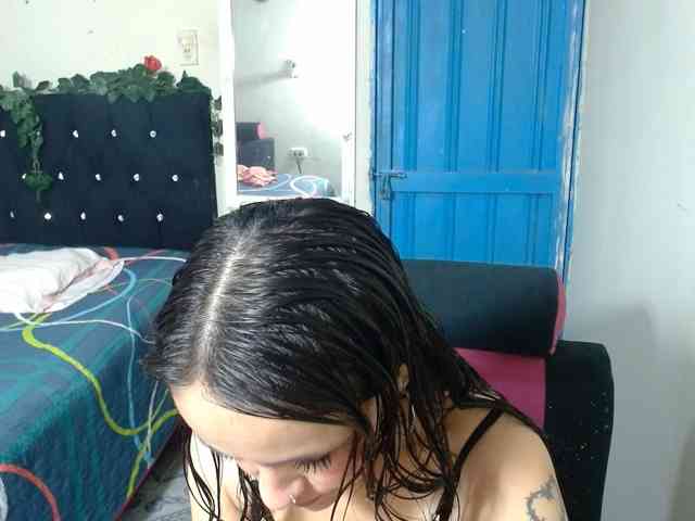 samanthasquirt1212 webcam