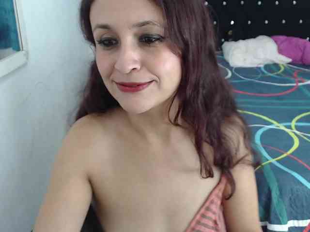 samanthasquirt1212 webcam