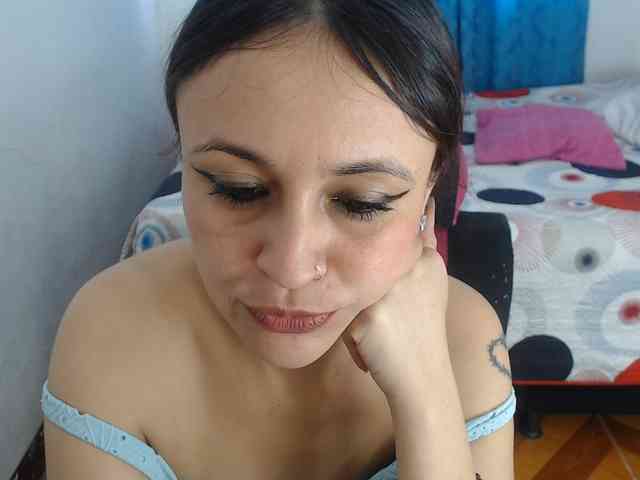 samanthasquirt1212 webcam