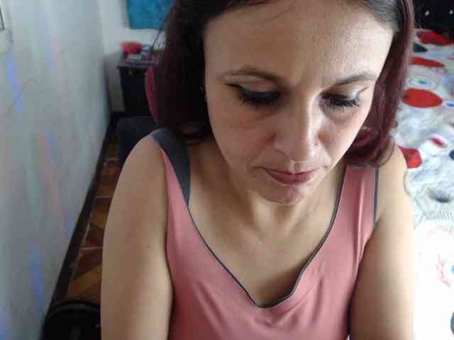 samanthasquirt1212 webcam