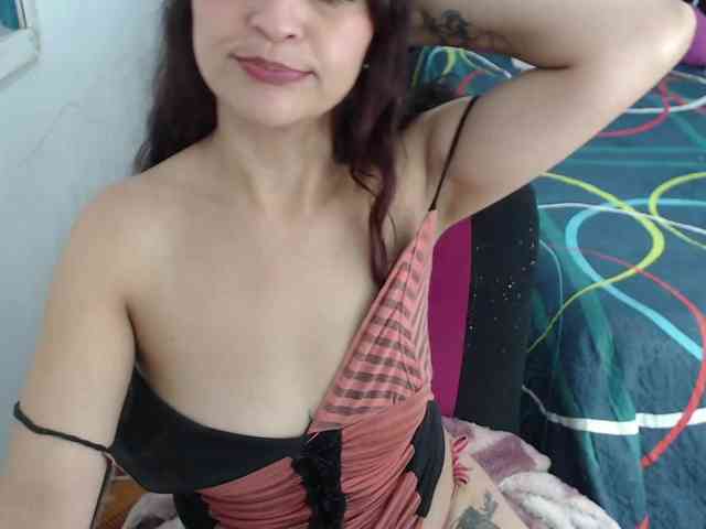 samanthasquirt1212 webcam