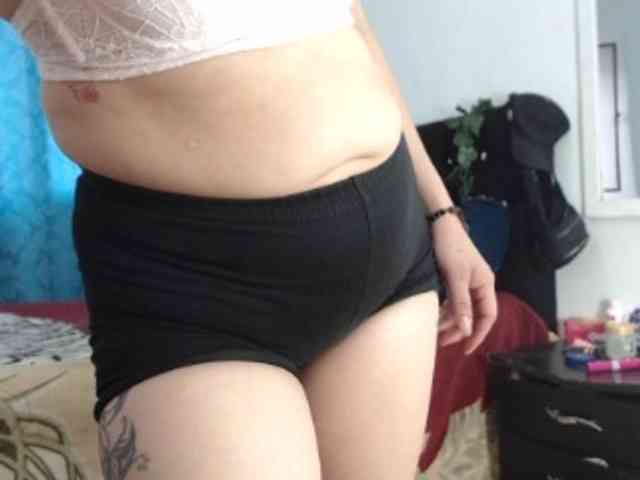 samanthasquirt1212 webcam