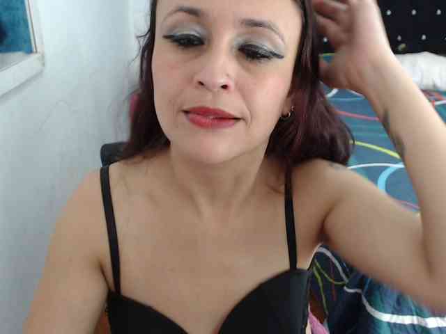 samanthasquirt1212
