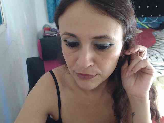 samanthasquirt1212 webcam
