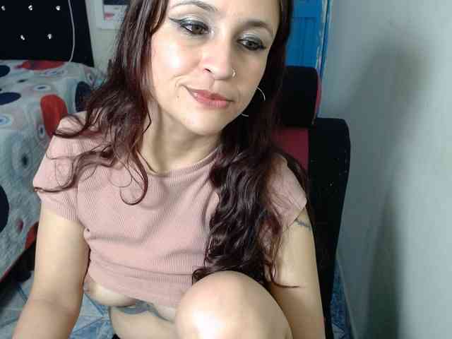 samanthasquirt1212 webcam