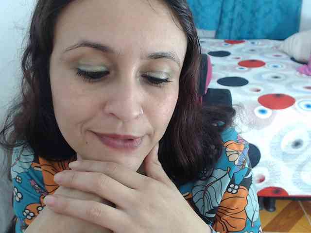 samanthasquirt1212 webcam