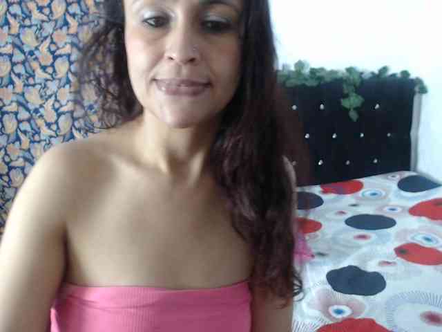 samanthasquirt1212 webcam