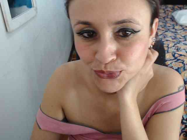 samanthasquirt1212 webcam