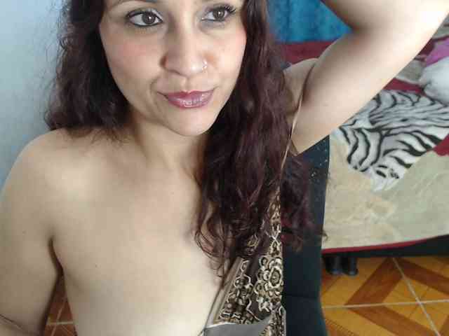 samanthasquirt1212 webcam