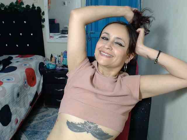 samanthasquirt1212 webcam