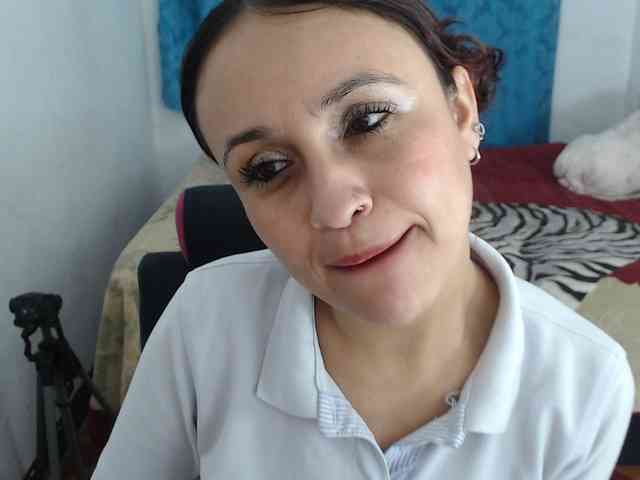 samanthasquirt1212 webcam