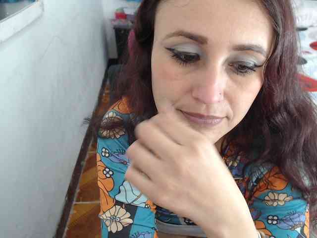samanthasquirt1212 webcam