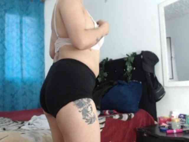 samanthasquirt1212 webcam