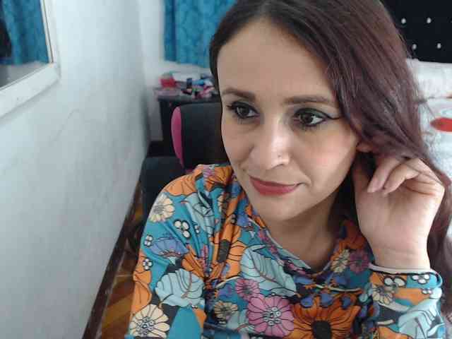 samanthasquirt1212 webcam