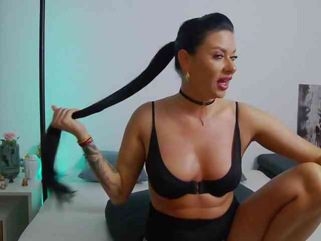 TallidaChance Live Webcam on BongaCams