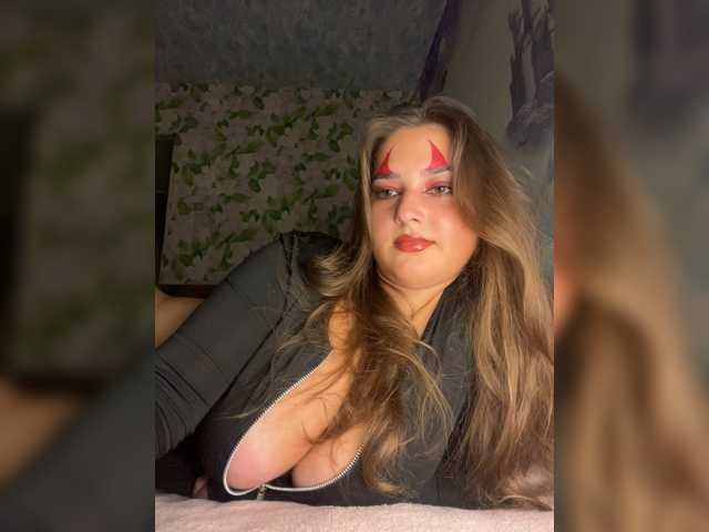 little-devil live cam on BongaCams
