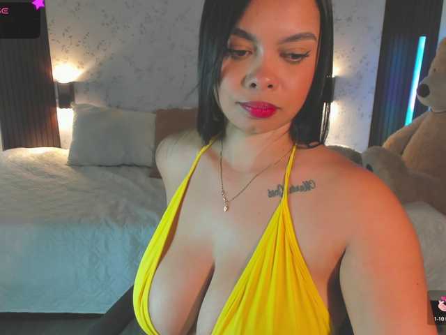 Crazy-babyy live cam on BongaCams
