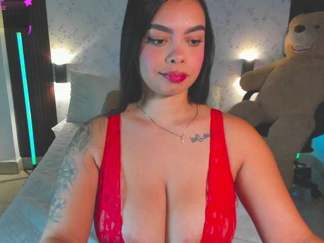 Crazy-babyy live webcam show