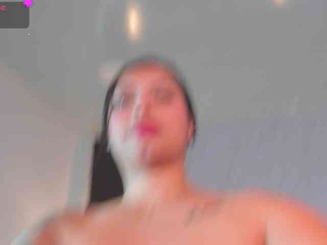 Crazy-babyy webcam