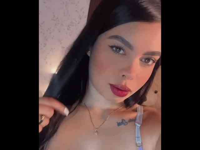 Crazy-babyy webcam