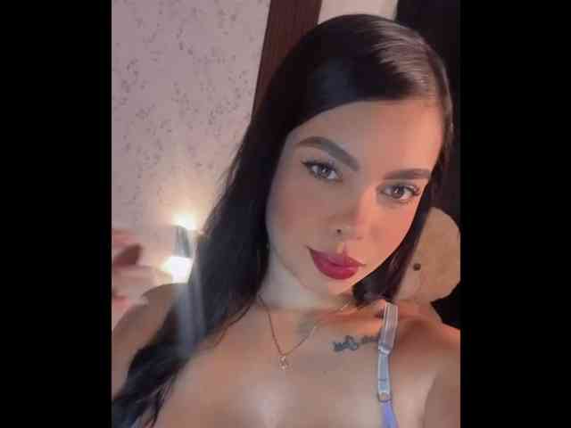 Crazy-babyy webcam