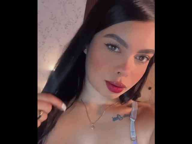 Crazy-babyy webcam