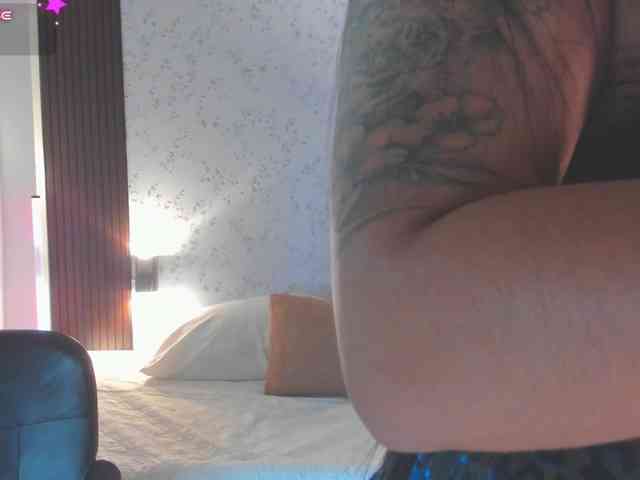 Crazy-babyy webcam
