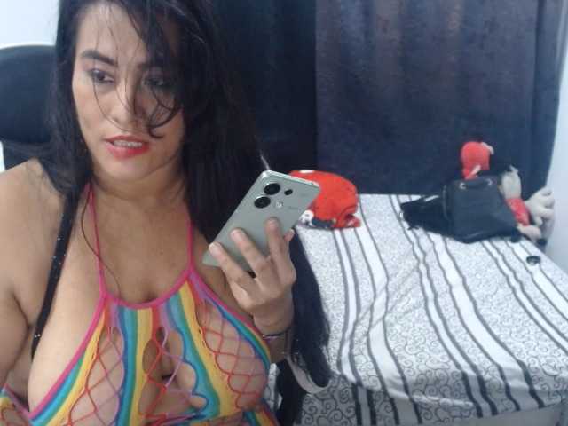 Deboralo123 live cam on BongaCams